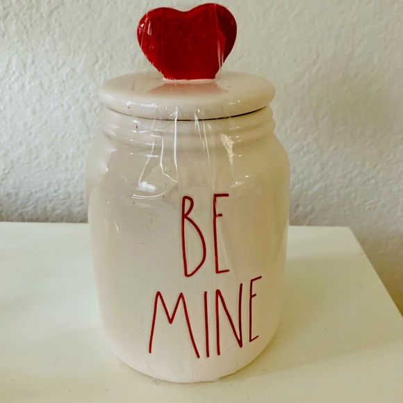 Rae Dunn “Be Mine” Canister - Picture 1 of 3